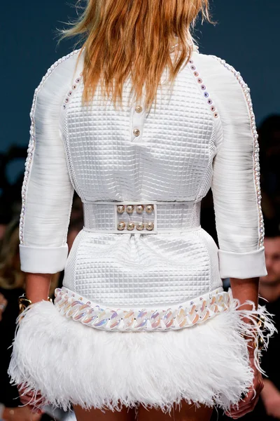Look 36